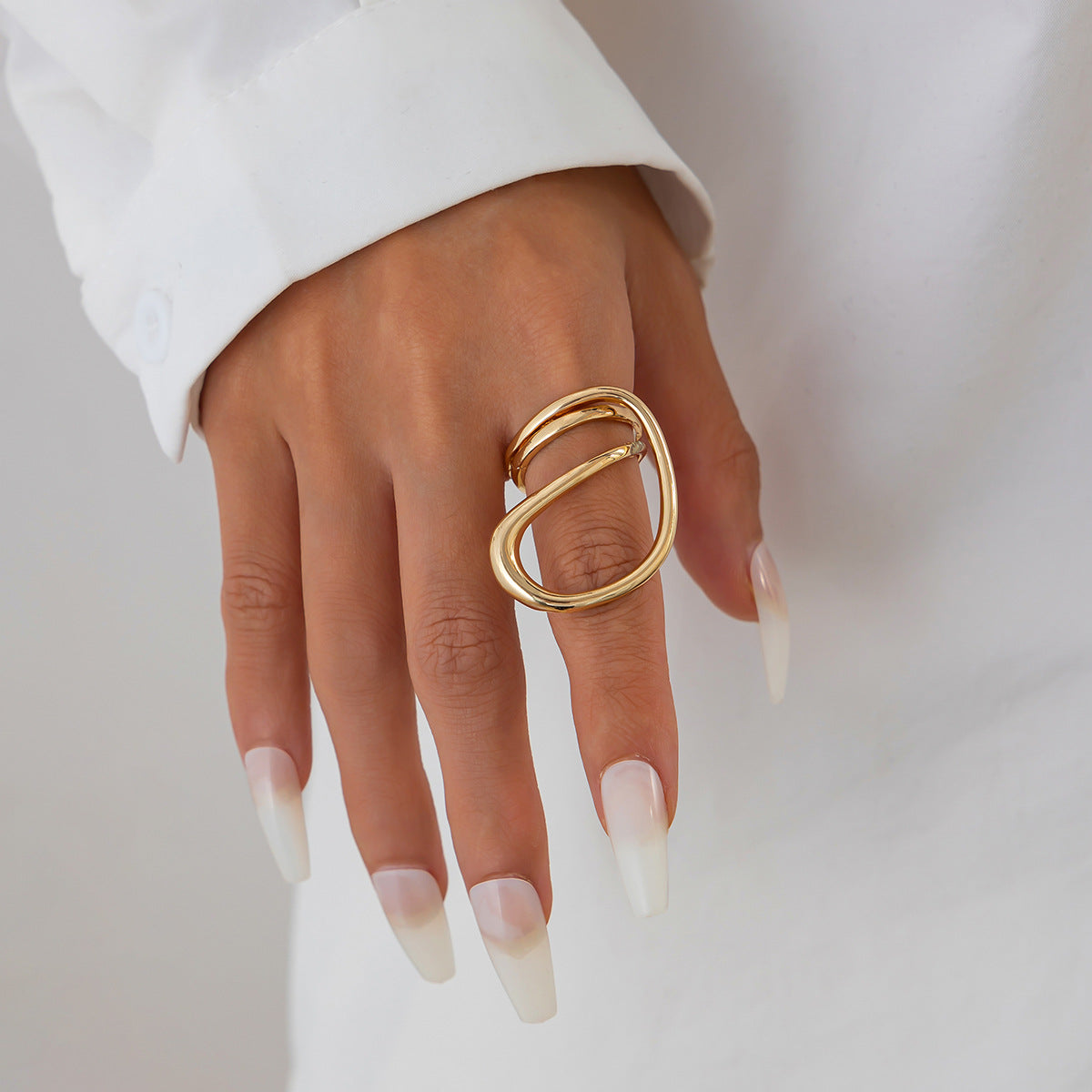 Glamour Rings and bracelets