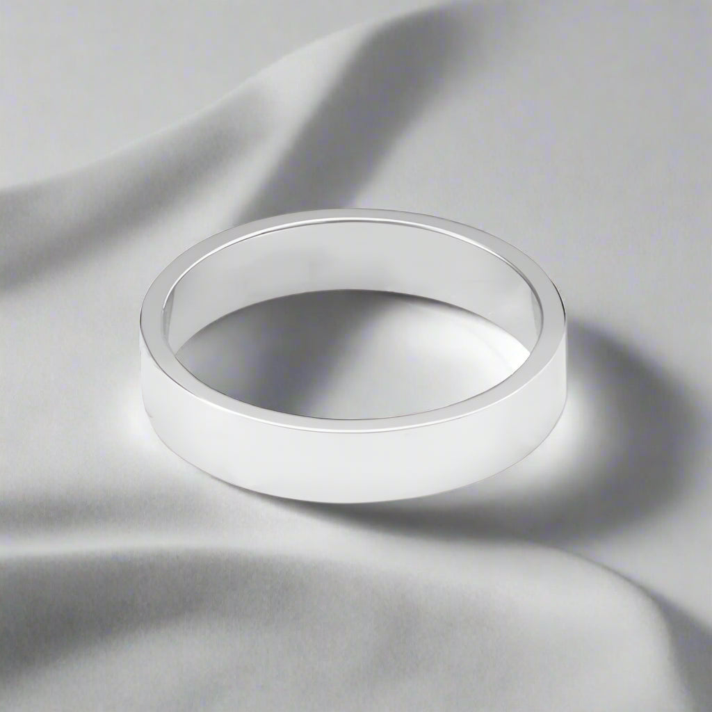 Zircon Love Ring