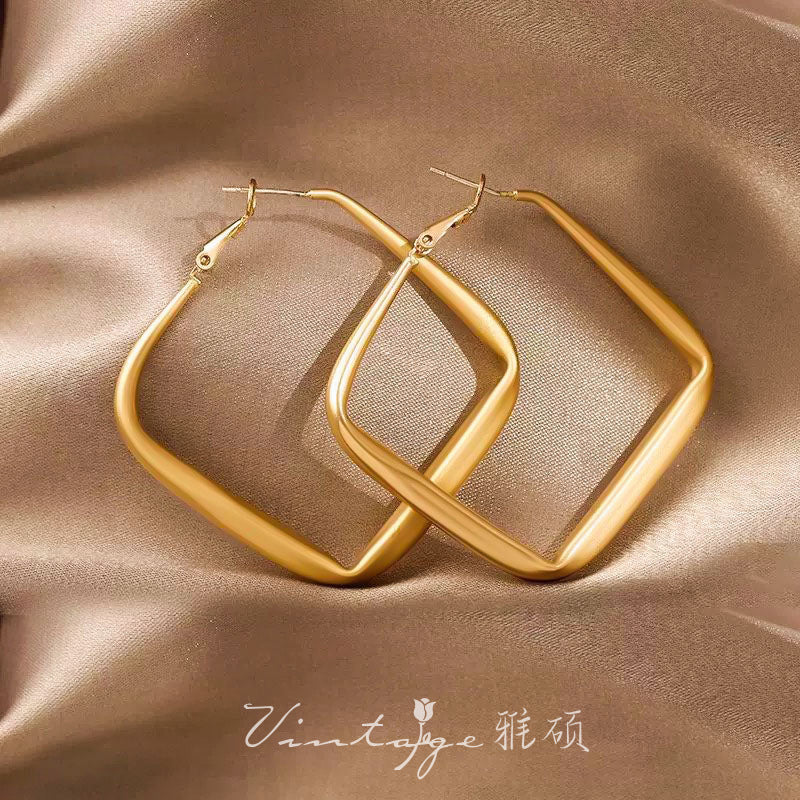 Gold Vintage Earrings