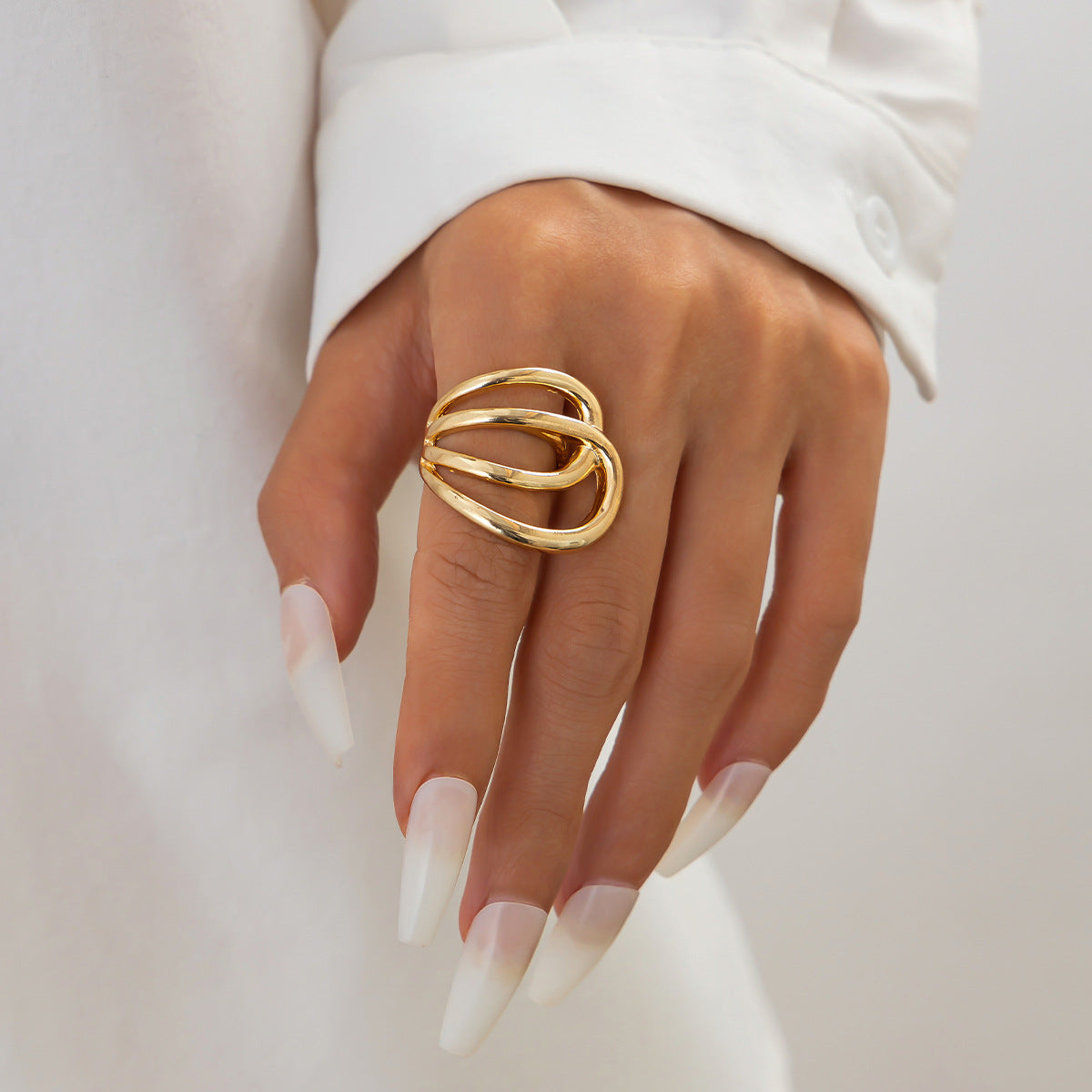 Glamour Rings and bracelets