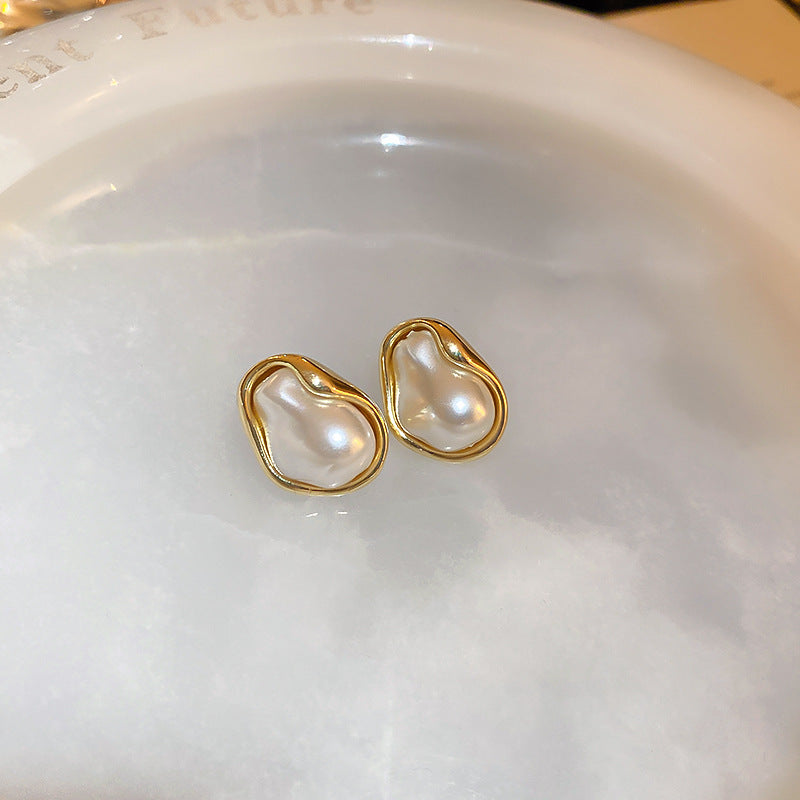 Exquisiteness Drop Earrings