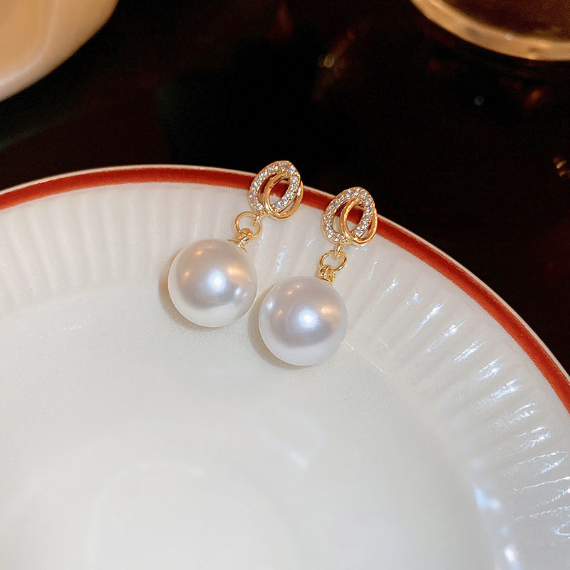 Modern Delicate Dangle Earrings