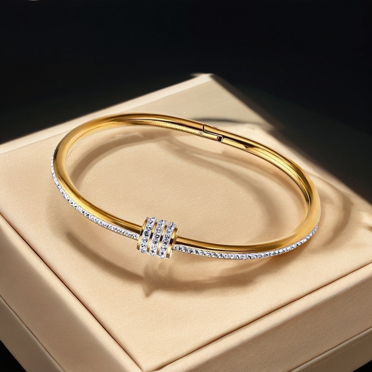 Elegance Shine Bracelet