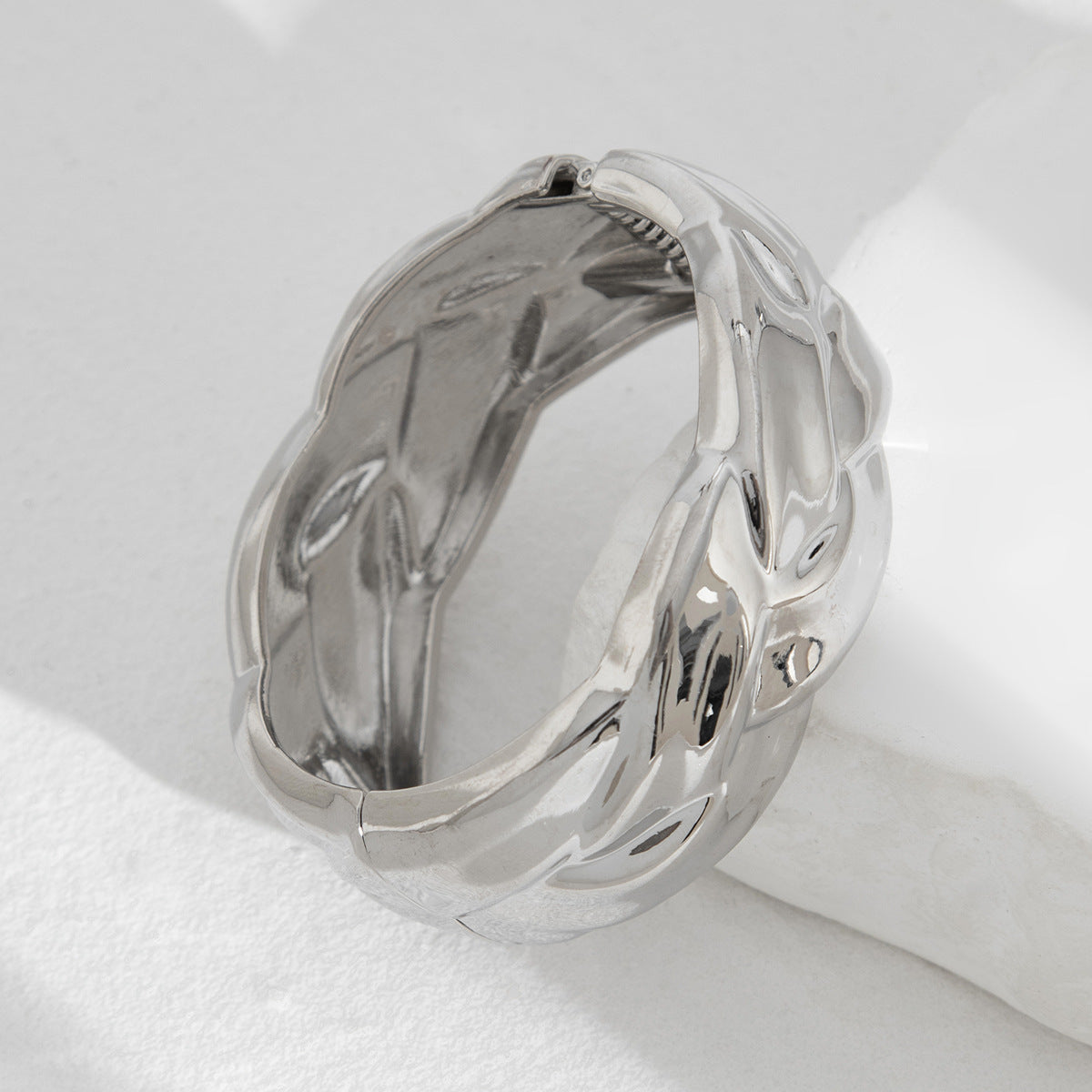 Glamour Rings and bracelets