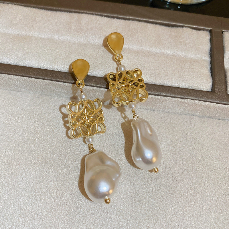 Exquisiteness Drop Earrings