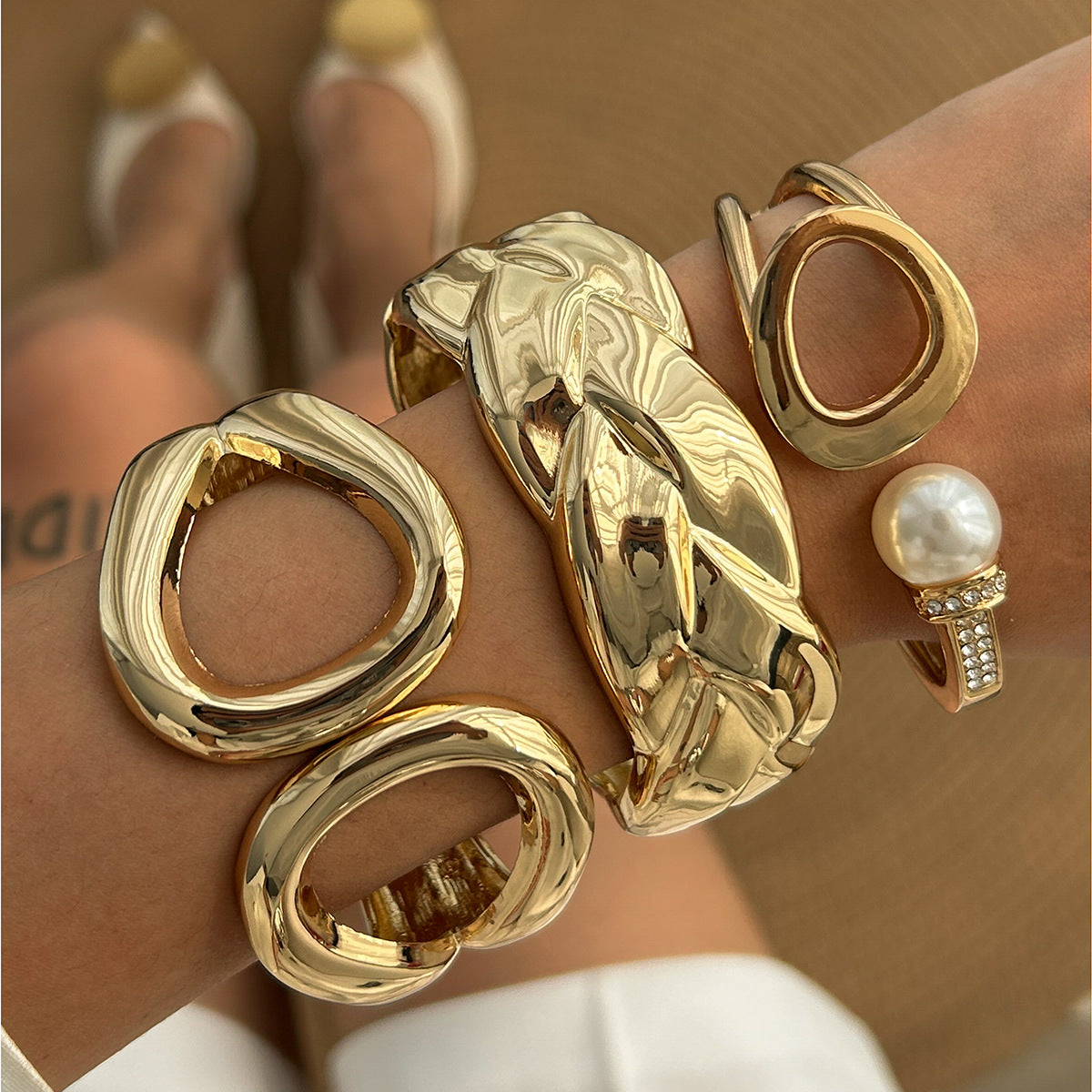 Glamour Rings and bracelets