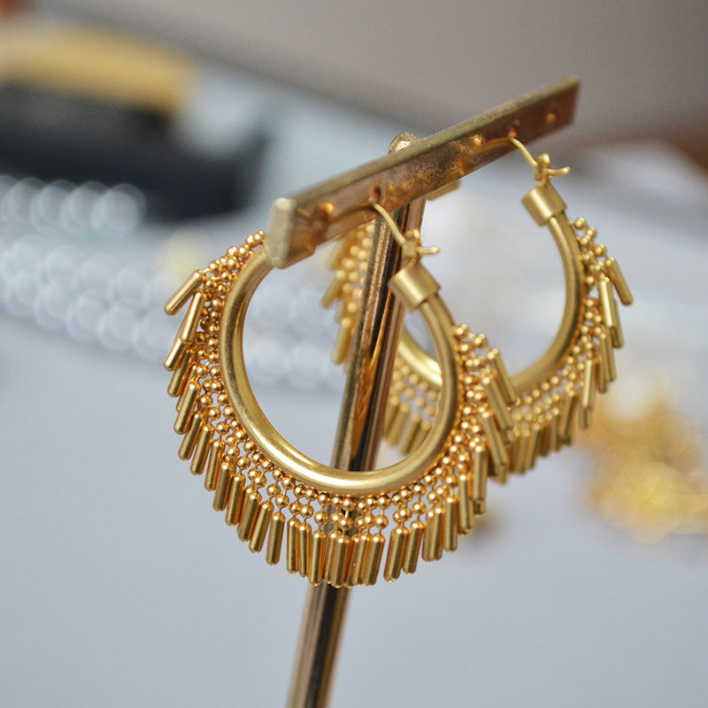 European and American niche designs, brass, retro gold, plating, swaying, sporty tassels, party queens, personality, exaggerated earrings, earrings