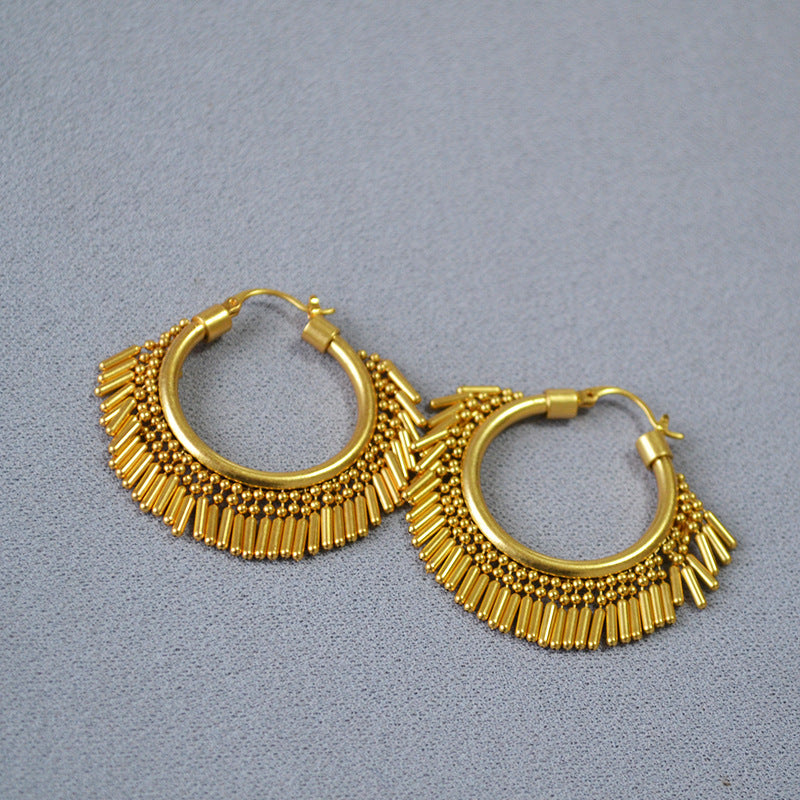 European and American niche designs, brass, retro gold, plating, swaying, sporty tassels, party queens, personality, exaggerated earrings, earrings