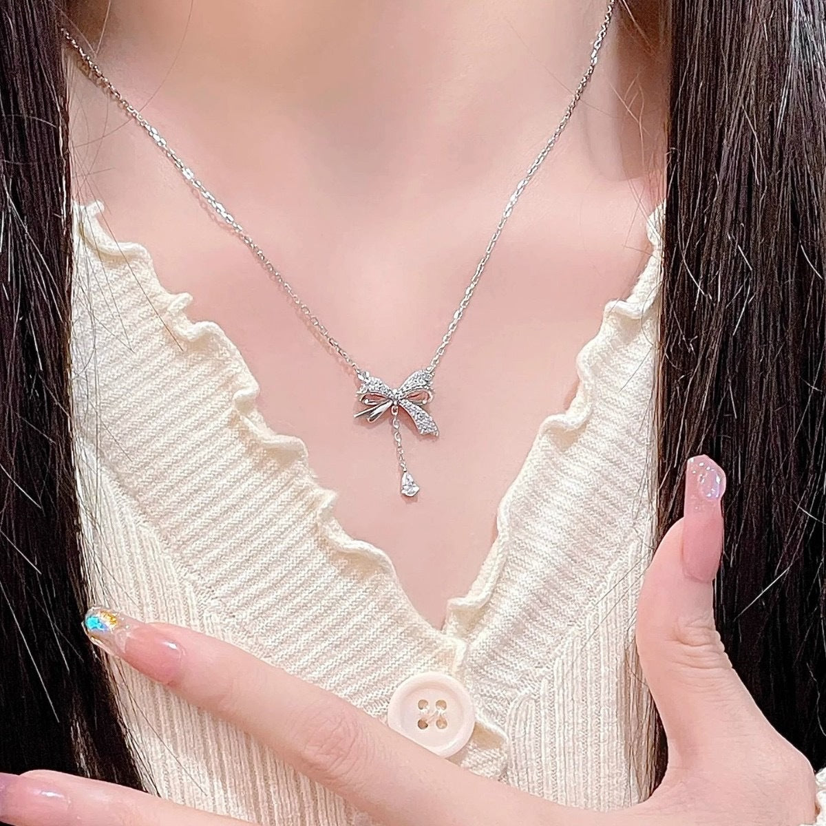 Bow tassel necklace women's trendy versatility sweet temperament niche design sense light luxury water drop pendant collarbone chain
