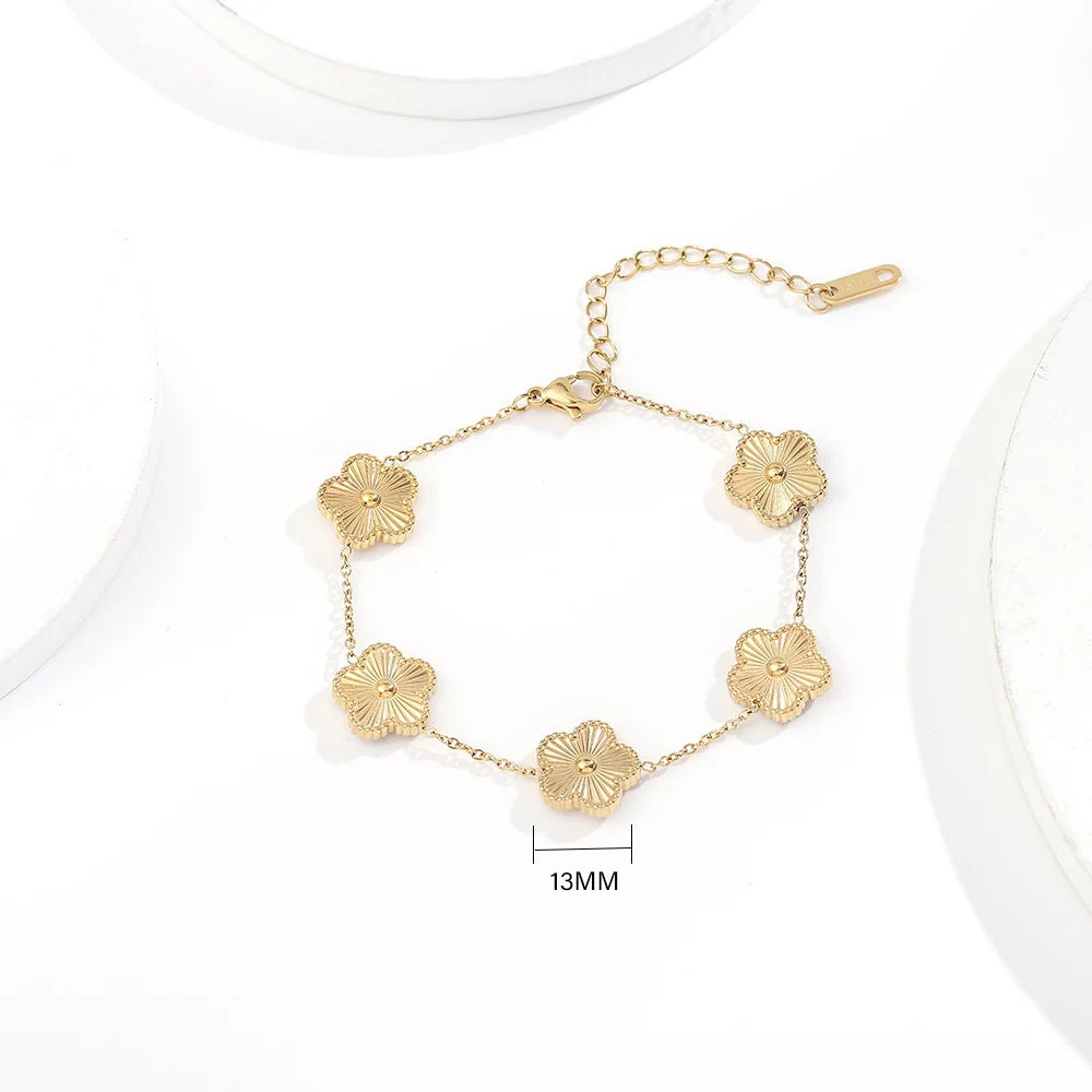 Vintage Clover Bracelet, Necklace and Earring