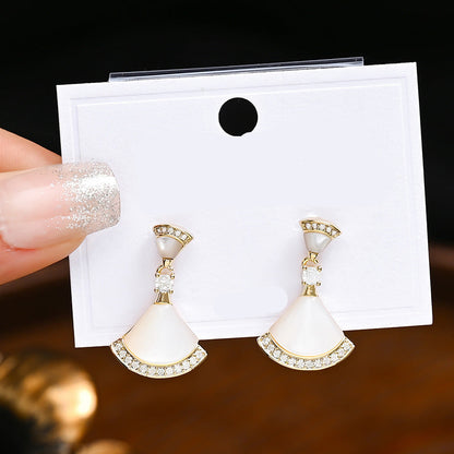 Pearl Elegance Earrings