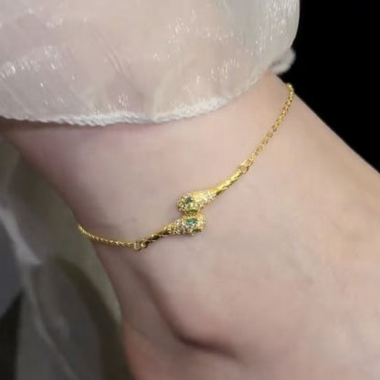 In 2025, it will be hot-selling, light luxury, fashionable, high-end spirit snake ankle chain, elegant niche design, versatile niche design