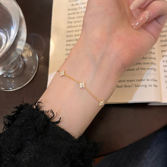 Luxury Lucky Clover Bracelet