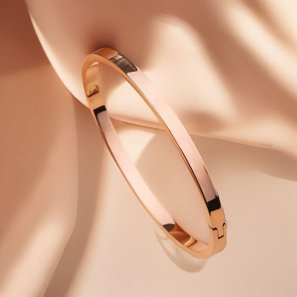 Elegance Shine Bracelet