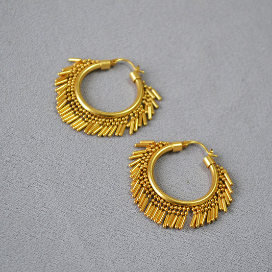 European and American niche designs, brass, retro gold, plating, swaying, sporty tassels, party queens, personality, exaggerated earrings, earrings