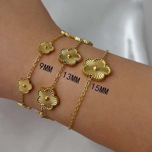 Vintage Clover Bracelet, Necklace and Earring