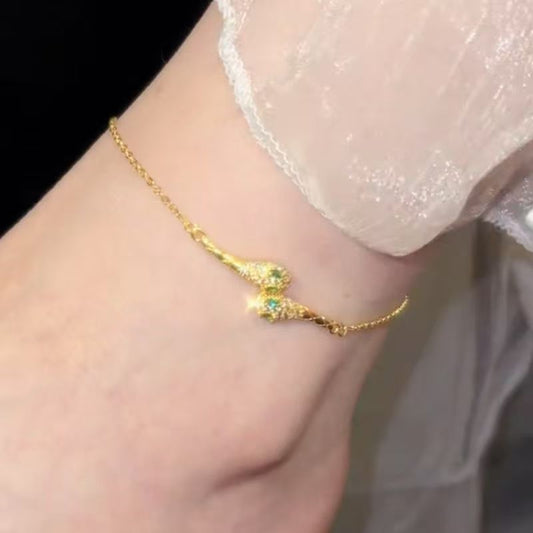 In 2025, it will be hot-selling, light luxury, fashionable, high-end spirit snake ankle chain, elegant niche design, versatile niche design