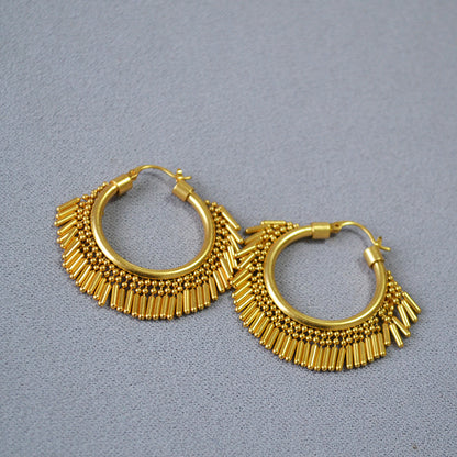 European and American niche designs, brass, retro gold, plating, swaying, sporty tassels, party queens, personality, exaggerated earrings, earrings